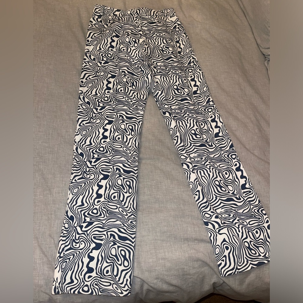 Fun patterned jeans! Size Medium from Texas Boutique